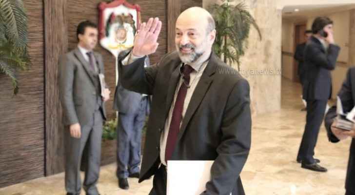 Razzaz: Government committed to royal directives on enhancing human rights system