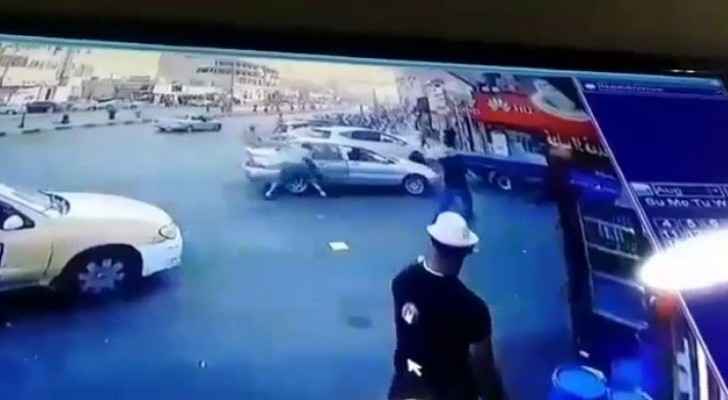 Video: Man stabs two citizens in Zarqa