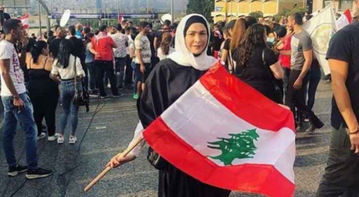 Lebanon protests enter second month as demonstrators dig in