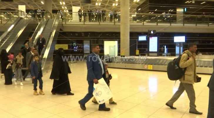 Plane carrying Yemeni patients arrives in Jordan
