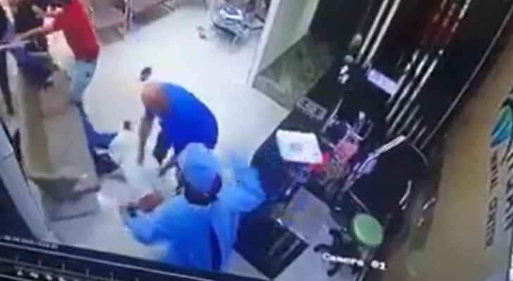Video: Dentist physically assaulted at his clinic in Amman, attackers arrested