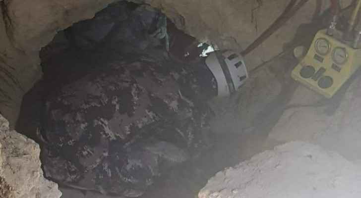 CDD rescues man trapped in rock crevice