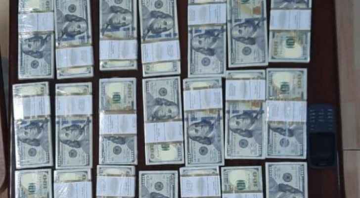 Security forces recover JD 60,000 for Jordanian citizen