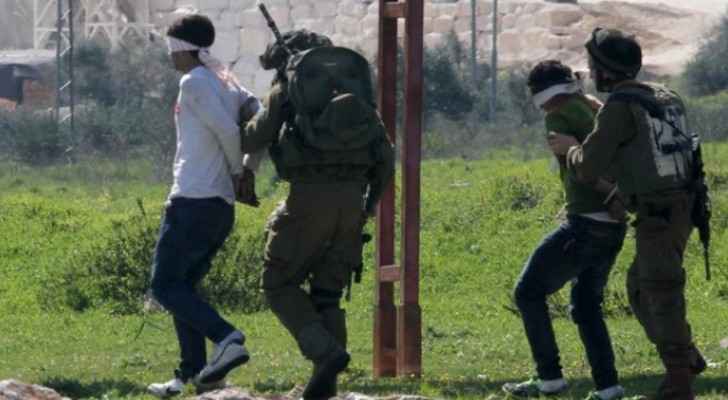 IOF ﻿arrests 23 Palestinians in West Bank