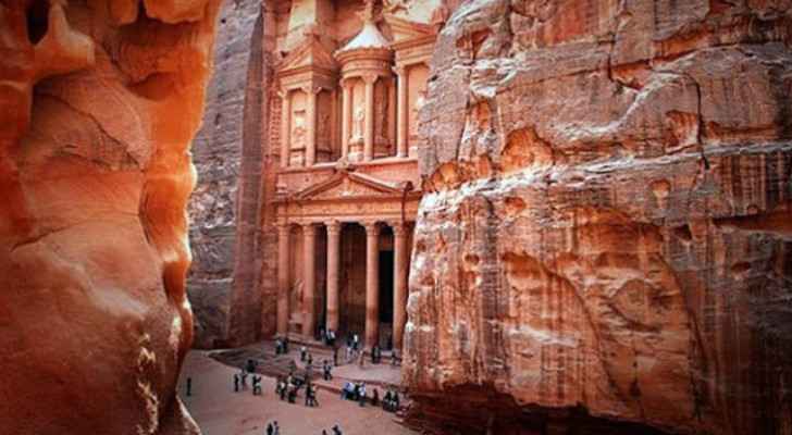 10,000 tourism sector employees affected by government decisions: Jordan Hotels Association