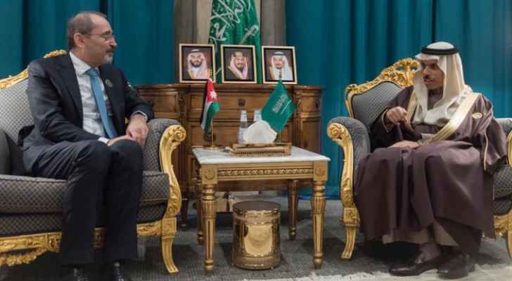 Foreign Minister meets with Saudi counterpart