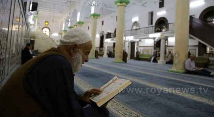 Awqaf Ministry prepares plan in case government allows Tarawih prayer in mosques