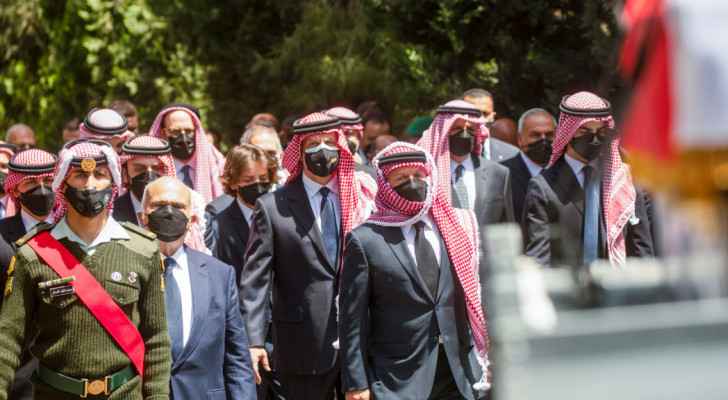IMAGES: King Abdullah II participates in Prince Muhammed’s funeral