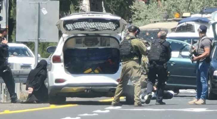 IMAGES: IOF shoot Palestinian youth under pretext of alleged attempt at stabbing attack