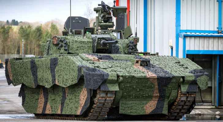 UK pays over $4 billion for tanks that can only shoot while immobile