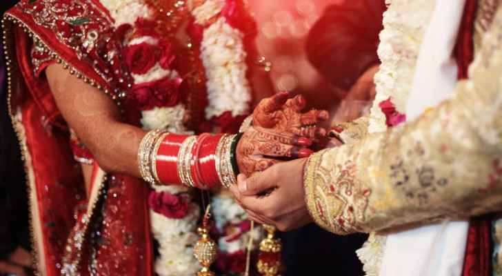Bride dies during wedding, groom marries sister