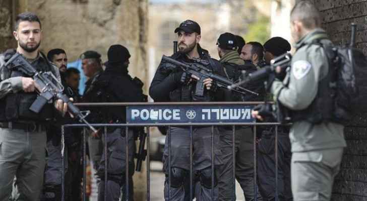 Authorities arrest seven Israeli Occupiers for stabbing elderly Palestinian