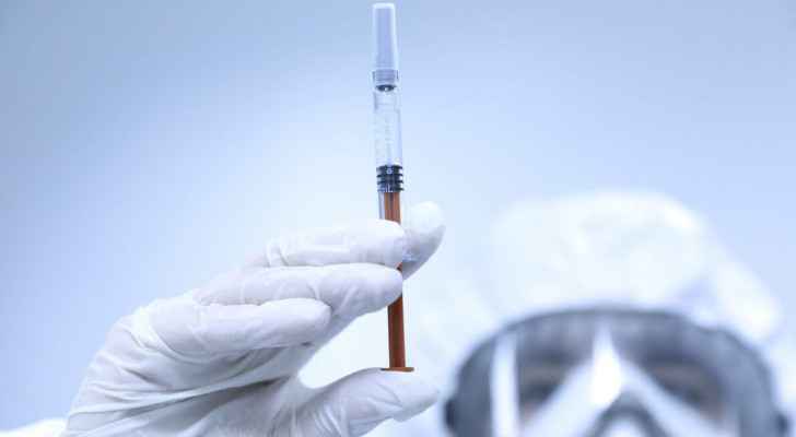 MoH to vaccinate university students under 18 years old going to study abroad