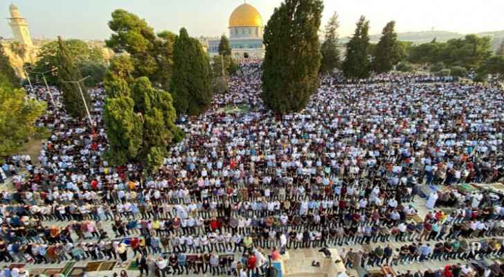 More than 100,000 worshipers perform Eid al-Adha prayer at Al-Aqsa
