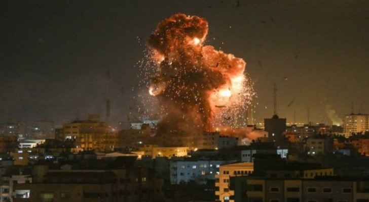 Israeli Occupation attacks Hamas sites in Gaza Strip in response to fire balloons