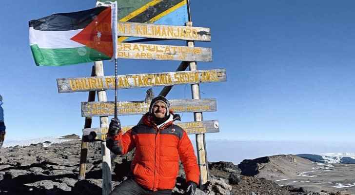 Jordanian man climbs tallest peak in Africa