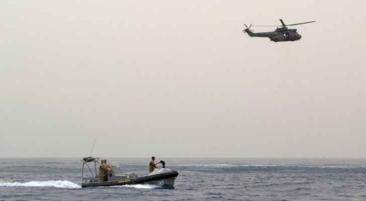 Lebanon rescue teams search for survivors from sunk migrant boat