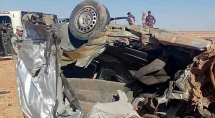 One dead, 10 injured in two-vehicle collision in Mafraq