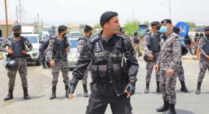 Heavy security presence in vicinity of private university in Amman after student's case