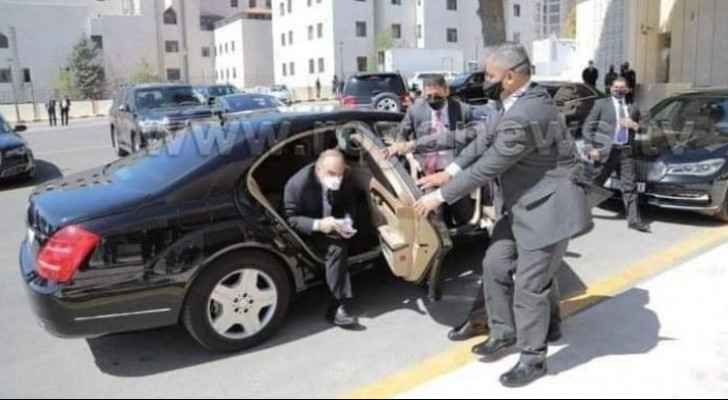 Government denies buying new car for PM Bisher Khasawneh