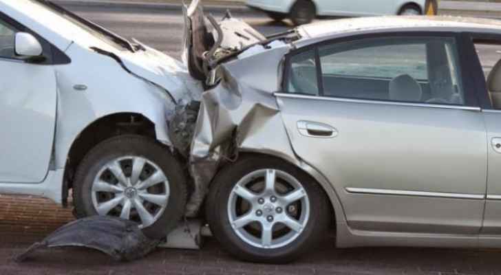 One dead in two-vehicle collision on Wadi Araba road