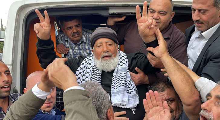 Eldest Palestinian freedom fighter freed after 17 years