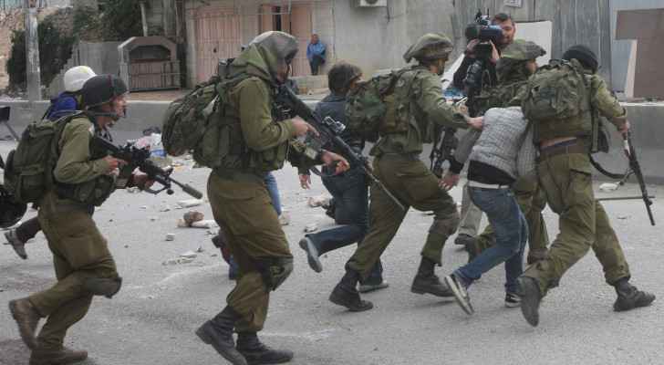 Israeli Occupation detains three in Tulkarem
