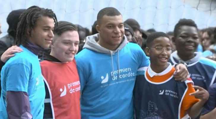Mbappé plays football with youngsters from disadvantaged backgrounds
