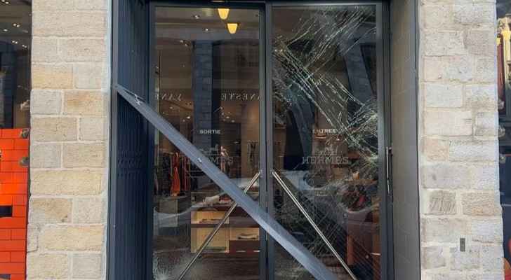 Thieves again ram-raid luxury shop in France