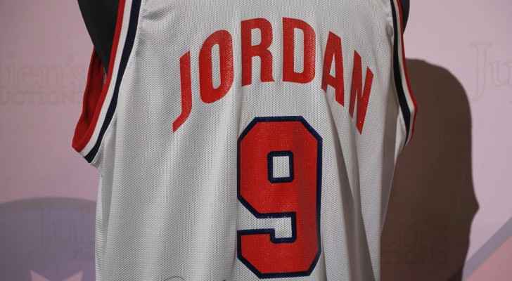 Michael Jordan's 1992 'Dream Team' jersey goes on auction