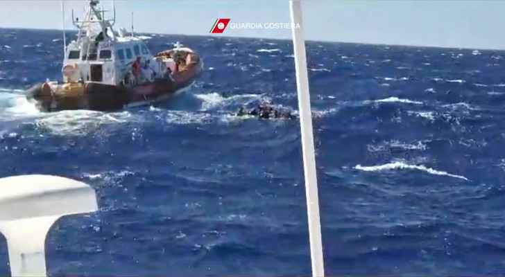 At least 30 migrants missing in shipwrecks off Italy