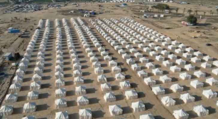 VIDEO: first displaced persons camp set up in Gaza