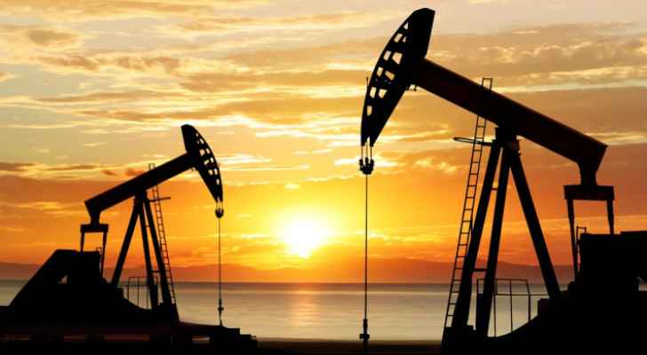 Oil prices decline amidst expected Middle East supply disruptions