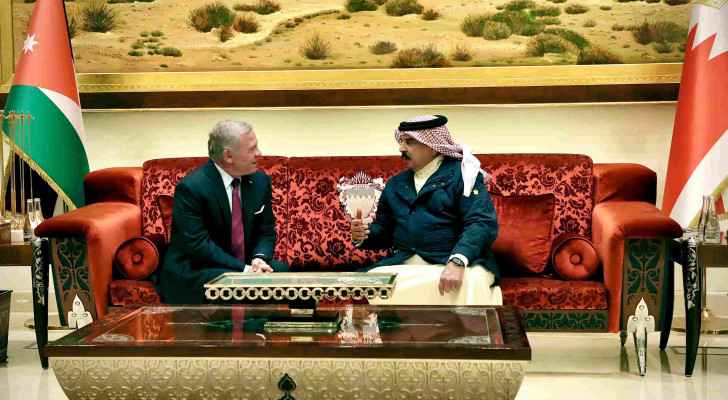 King meets Bahrain monarch