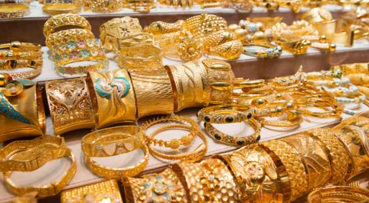 Gold jewelry 